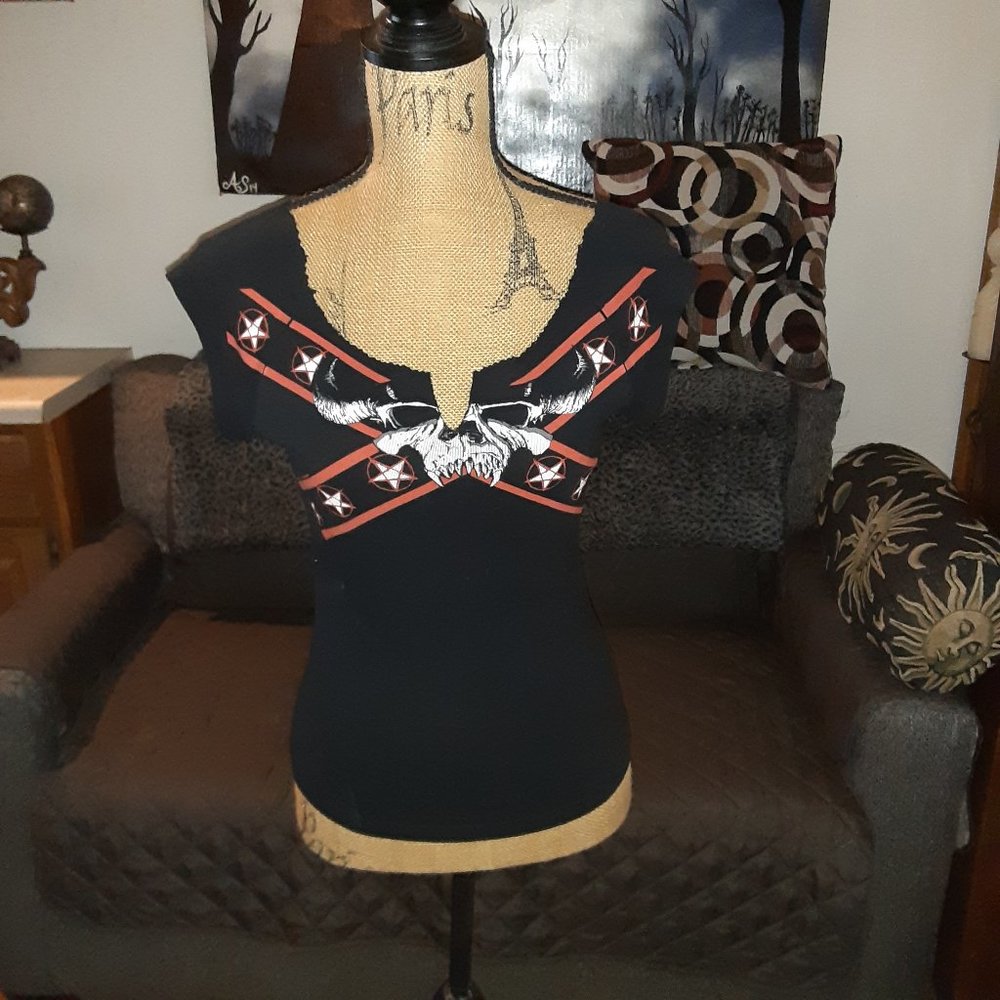 womans danzig tee size small